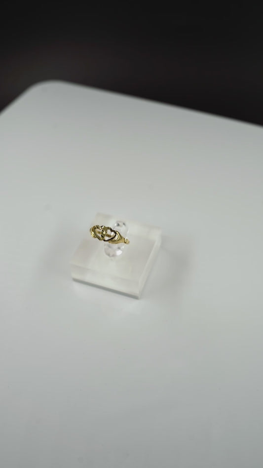 Lightweight Two Heart Band Ring – Size 6.5 (10K Gold)