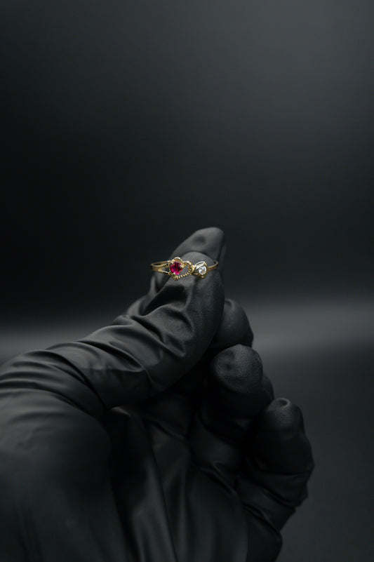 Women’s Lightweight CZ Stone Ring – 10K Gold